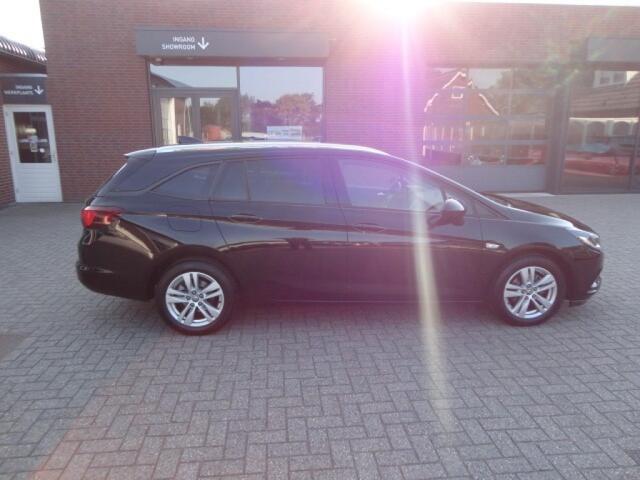 Opel ASTRA Sports Tourer 1.4 Turbo Autom. Navi Pdc