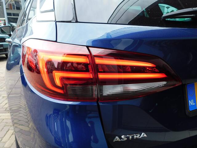 Opel ASTRA Sports Tourer 1.4 Elegance Automaat