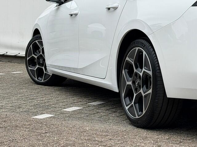 Opel ASTRA Sports Tourer 1.2 Turbo Hybrid 145PK GS met 360-Camera, Winterpakket, 18inch