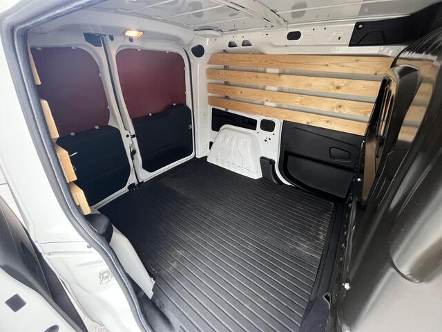 Opel COMBO 1.3 CDTi L1H1 Edition / Airco / Radio / Elektrische Ramen voor / Trekhaak / Tussenschot Volledig / Zijschuifdeur Rechts /