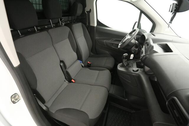 Opel COMBO 1.5D L2H1 Airco Cruise Parkeersensoren 3 Persoons Elektrpakket Schuifdeur