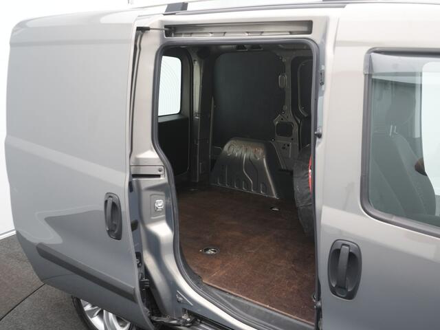 Opel COMBO 1.4 L1H1 ecoFLEX Selection - All Seasonbanden - Trekhaak