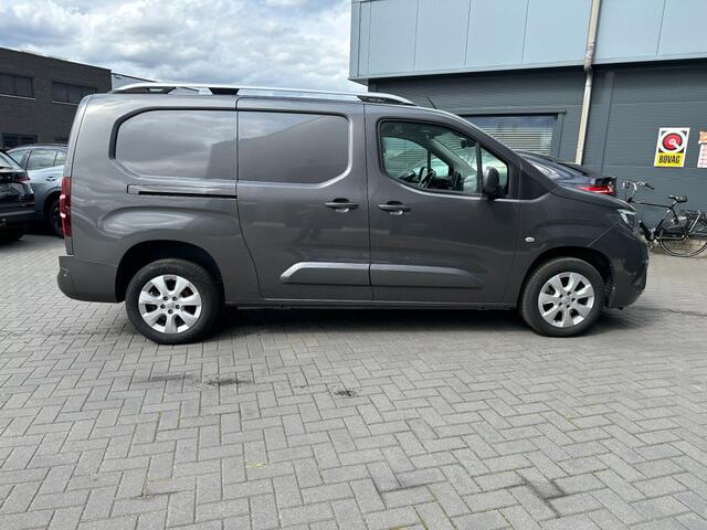 Opel COMBO 1.2 Turbo benzine L2H1 Navi Camera 3 pers.