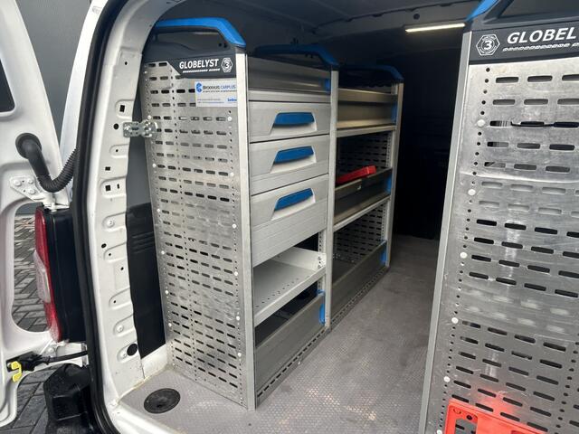 Opel COMBO 1.5D 102 PK / L2H1 / 1e EIG. / 89.125 KM !! / INRICHTING / AIRCO / CRUISE / NAVI / APPLE CARPLAY / PDC