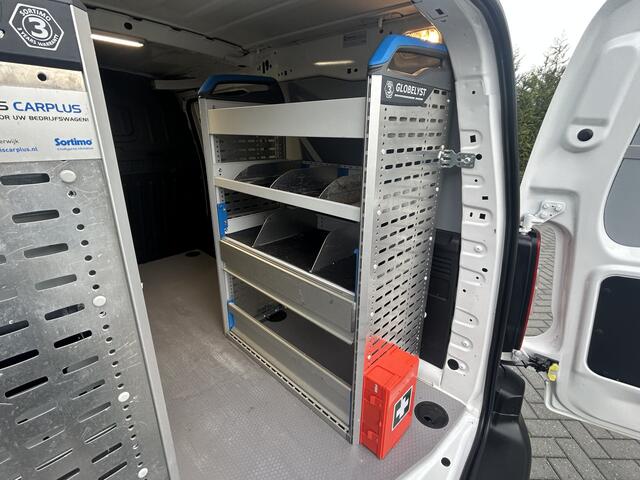 Opel COMBO 1.5D 102 PK / L2H1 / 22.719 KM !! / 1e EIG. / INRICHTING / AIRCO / CRUISE / NAVI / APPLE CARPLAY / PDC