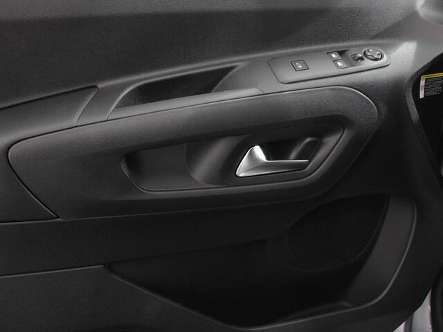 Opel COMBO 1.5 BlueHDi 130 S&S L2 Demo ! Apple Carplay / Android Auto Navigatie Trekhaak Airco Camera Cruise Control Parkeersensoren V+A DAB