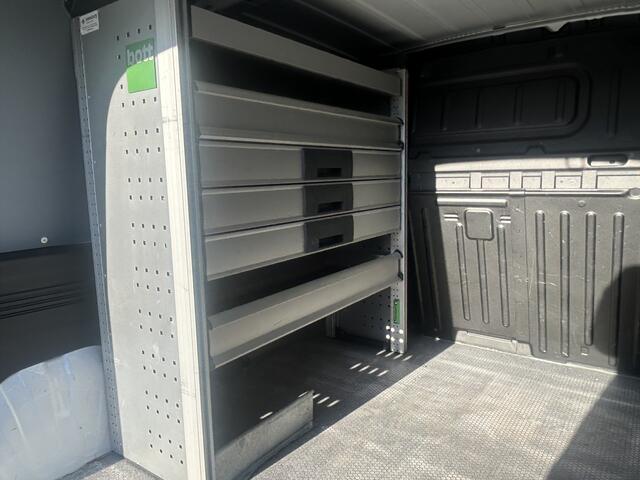 Opel COMBO 1.5D 131 PK / L2H1 / 1e EIG. / AUTOMAAT / INRICHTING / 94.766 KM !! / AIRCO / CRUISE / NAVI / APPLE CARPLAY / PDC