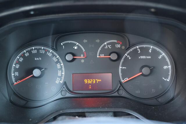 Opel COMBO 1.3 CDTi L2H1 Sport | Stoelverwarming | Cruise control | Alarm Klasse 3 | Airco | Elek ramen | Trekhaak | Betimmering | Nieuwe APK | NAP Logisch