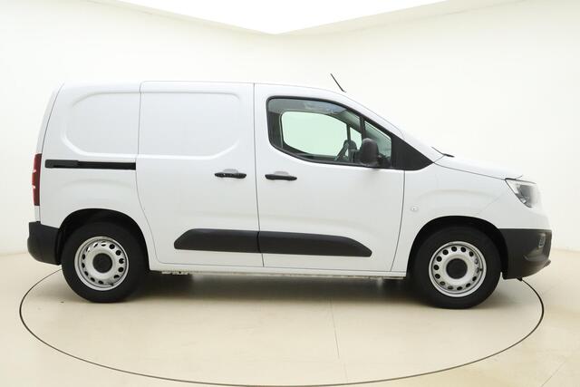 Opel COMBO Combo-e L1H1 Edition 50 kWh | Airconditioning | Elektrisch Pakket | Bluetooth telefoonvoorbereiding | Cruise control | Trekhaak
