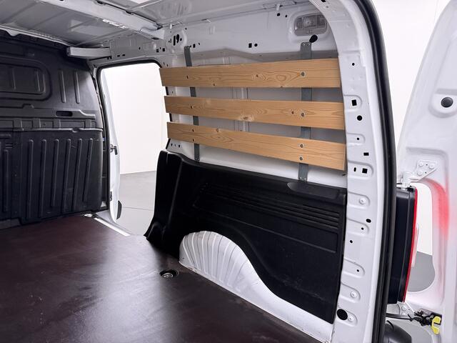 Opel COMBO 1.5D L2H1 102PK, Trekhaak, Navigatie, Cruise Control, NIEUWSTAAT