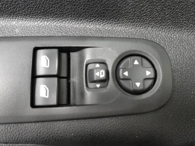 Opel COMBO 1.5 BlueHDi 130PK L2 Automaat Apple Carplay / Android Auto Navigatie Trekhaak Airco Camera Cruise Control Parkeersensoren V+A DAB