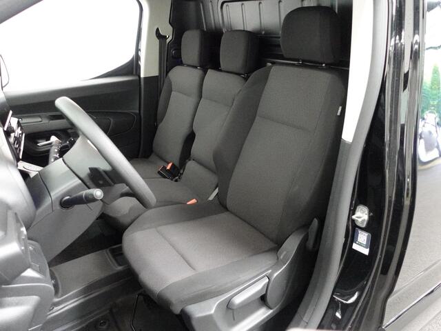 Opel COMBO 1.5 BlueHDi 130PK L2 Automaat Apple Carplay / Android Auto Navigatie Trekhaak Airco Camera Cruise Control Parkeersensoren V+A DAB