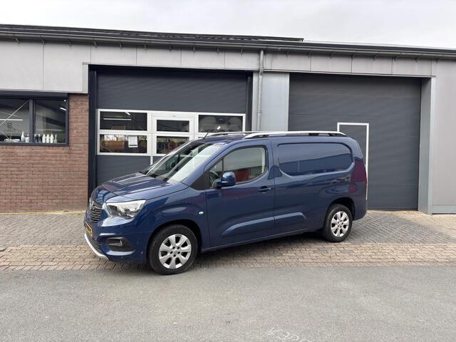 Opel COMBO 1.5D L2H1 Innovation LMV | Keyless| Camera | PDC V+A | Modificatie en distributie gedaan