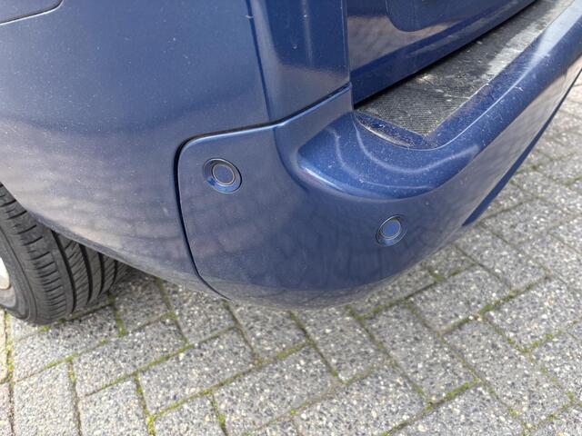 Opel COMBO 1.5D L2H1 Innovation LMV | Keyless| Camera | PDC V+A | Modificatie en distributie gedaan