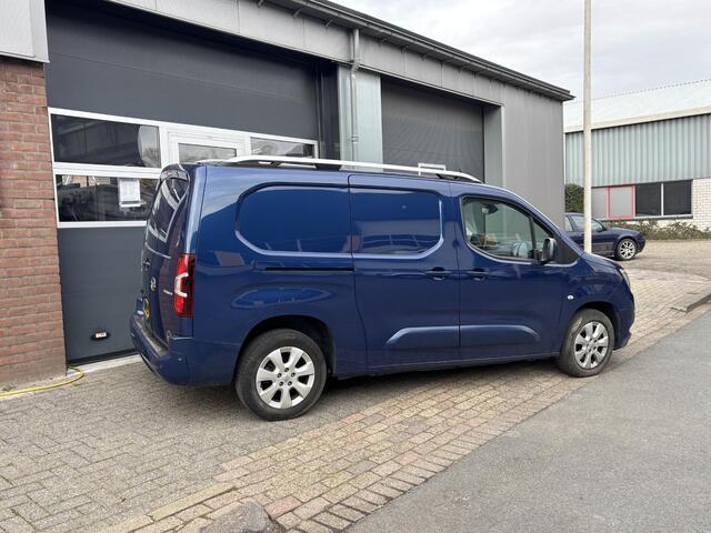 Opel COMBO 1.5D L2H1 Innovation LMV | Keyless| Camera | PDC V+A | Modificatie en distributie gedaan