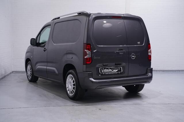 Opel COMBO 1.5D 130 pk L1H1 Edition Navi, Camera, NAP Slechts 57 dkm, Airco, Cruise Control, 1e Eigenaar