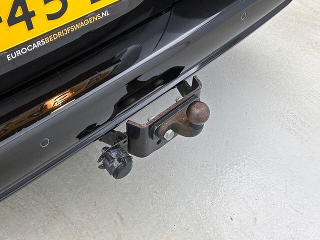 Opel COMBO 1.5D L2H1 Edition GERESERVEERD Airco Navi PDC Achter App-connect DAB+ Trekhaak 2-zits