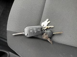 opel-combo-1.5d-l1h1-edition--trek