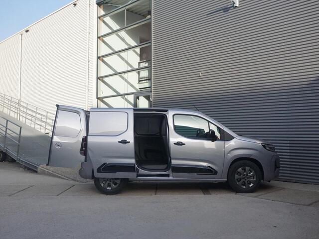 Opel COMBO TECH L1 50kWh | 8 jaar garantie | navigatie | Apple Carplay | camera | digitale binnenspiegel | parkeersensoren v/a | dodehoekdetectie | bumpers in kleur | Climate Control | etc.