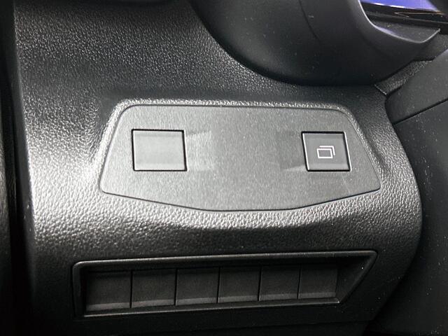 Opel COMBO 1.5 BlueHDi 130PK L2 Automaat Apple Carplay / Android Auto Navigatie Trekhaak Airco Camera Cruise Control Parkeersensoren V+A DAB
