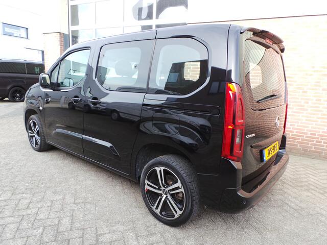 Opel COMBO TOUR 1.2 Turbo L1H1 Edition 22.950 Airco,Cruise,Navi,Camera,Pdc,Lmv,Stoelverw,Enz