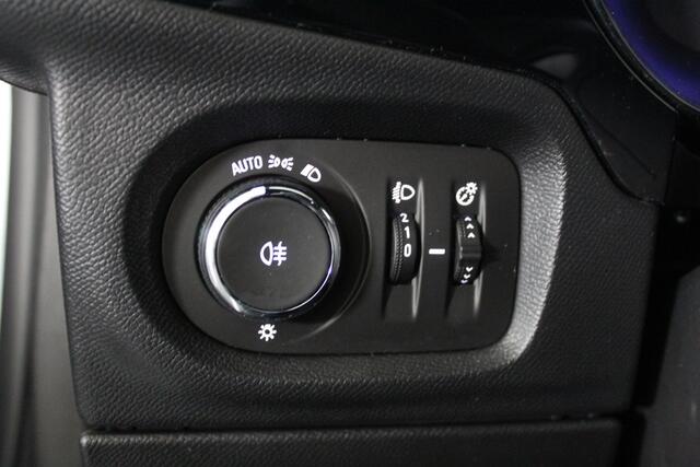 Opel CORSA 1.2 Turbo Stuur + Stoel verwarming l Cruise control l Navigatie l AppleCarPlay/AndroidAuto parkeer camera + voor en achter sensoren