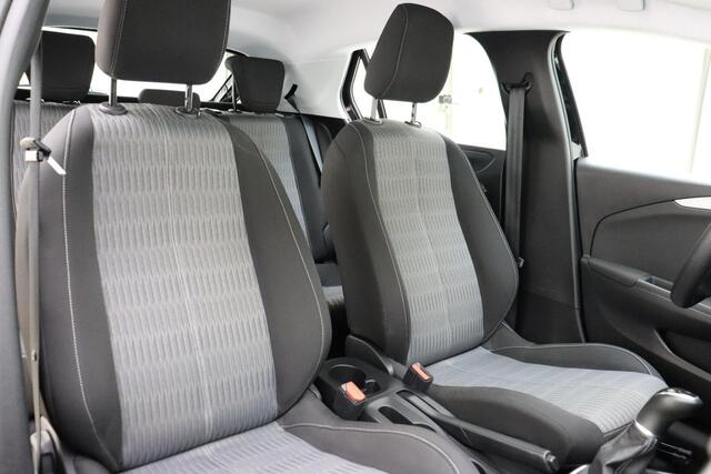 Opel CORSA 1.2 Edition | Navigatie via Apple Carplay | Airco | Cruise control | Weinig kilometers | 5 deuren