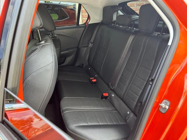 Opel CORSA Elegance 50 kWh LEER / STUUR&STOELVERW. / CAMERA / KEYLESS / LMV