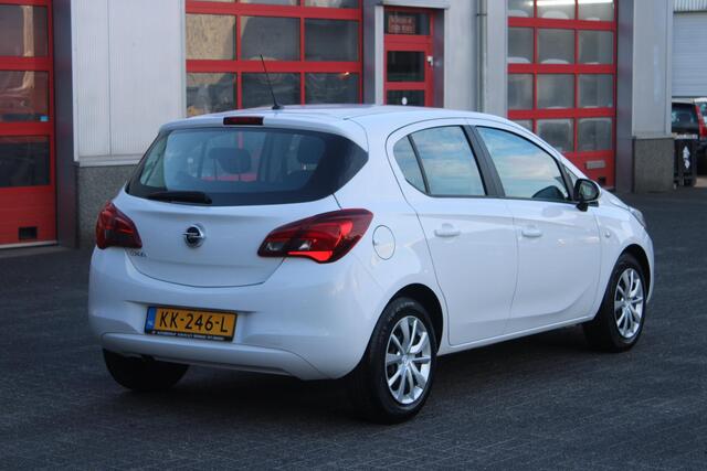 Opel CORSA 1.4 Edition Airco Nieuwe apk!!