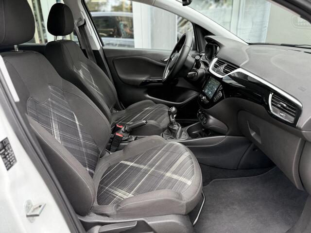 Opel CORSA 1.4 101 PK 5d Black Ed. Airco|Cruise|Carplay|Stoelverwarming|Led|PDC|Trekhaak