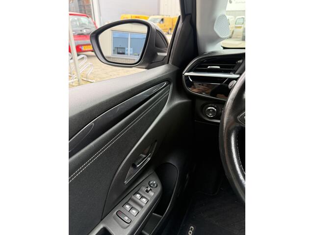 Opel CORSA 1.2 Elegance Automaat