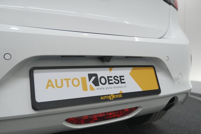 Opel CORSA 1.2 Turbo 100 Ultimate | Panoramadak | Camera | Dodehoekdetectie | Apple Carplay