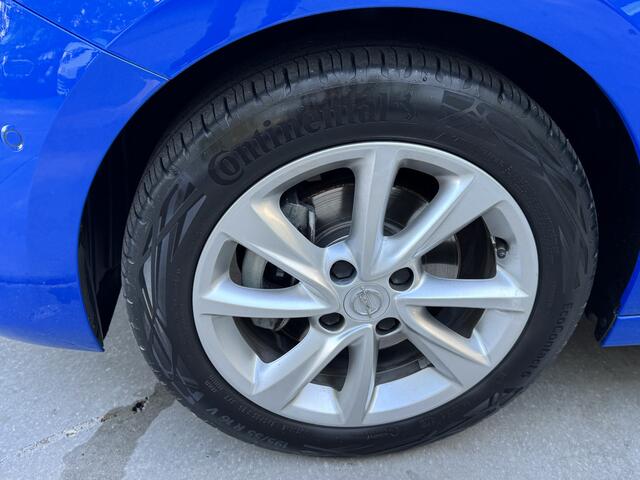 Opel CORSA 1.2 100pk Automaat Edition Climatronic Camera Blindspot PDC