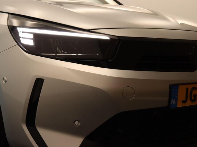 Opel CORSA 1.2 Turbo Hybrid GS DIRECT UIT VOORRAAD LEVERBAAR- ORIGINEEL NEDERLANDSE AUTO - PARKEERSENSOREN VOOR/ ACHTER - SPORTSTOELEN - DODEHOEK DETECTIE - CAMERA - TWO TONE LAK - VOORSTOELEN VERWARMD - APPLE CARPLAY/ ANDROID AUTO -