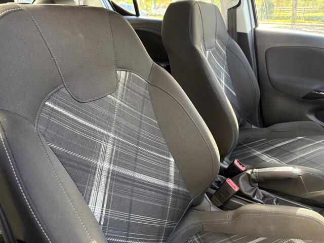 Opel CORSA 1.3 CDTI INNOVATION Navigatie Airco Cruise APK 10-26