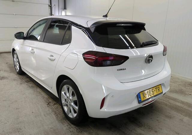 Opel CORSA 1.2 Edition / Trekhaak / Distributie bij 104dkm.vervangen / Airco / Pdc. / Navigatie / Edition+Licht-Zicht Pakket /