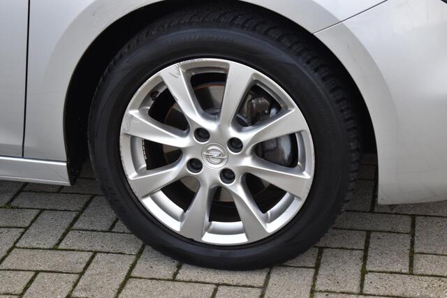 Opel CORSA 1.2 Edition | Navi / Climate / Cruise