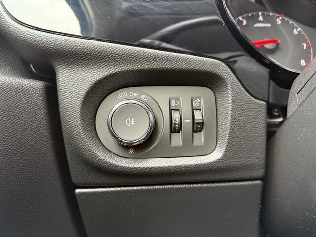 Opel CORSA 1.2 Edition NAVI / LMV / PDC / CRUISE / AIRCO / ALL SEASON BANDE