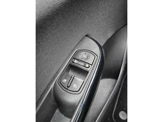 Opel CORSA 1.0 Turbo 120 Jaar Edition