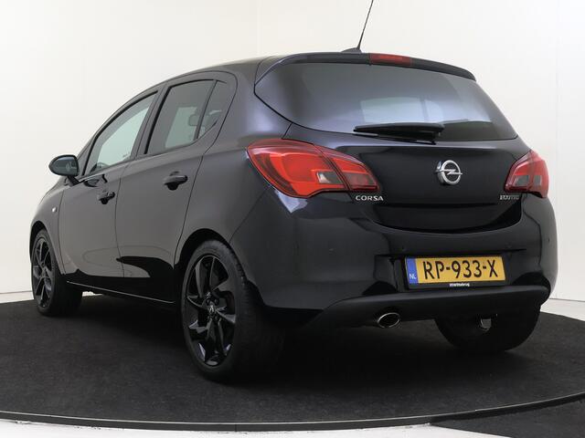 Opel CORSA 1.0 Turbo Online Black Edition | Parkeerhulp | Navigatie | Airco |