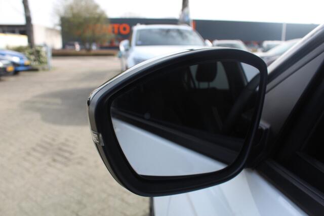 Opel CORSA 1.2 Turbo GS Start- stop knop l Cruise control l Navigatie l AppleCarPlay/AndroidAuto l Parkeer camera 360 graden I