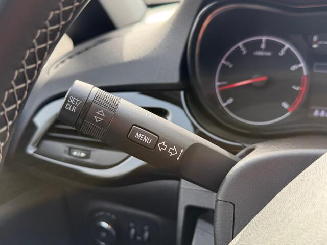 Opel CORSA 1.4 BLACK EDITION