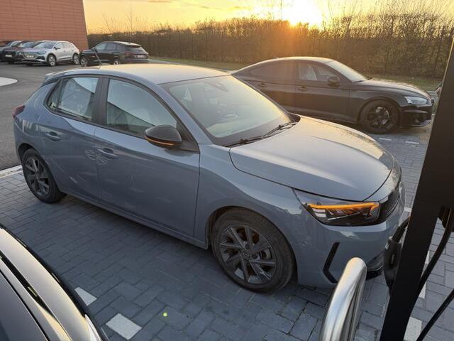 Opel CORSA 1.2 TURBO 100PK GS Dodehoeksensoren | Carplay/Android | Stuurverwarming