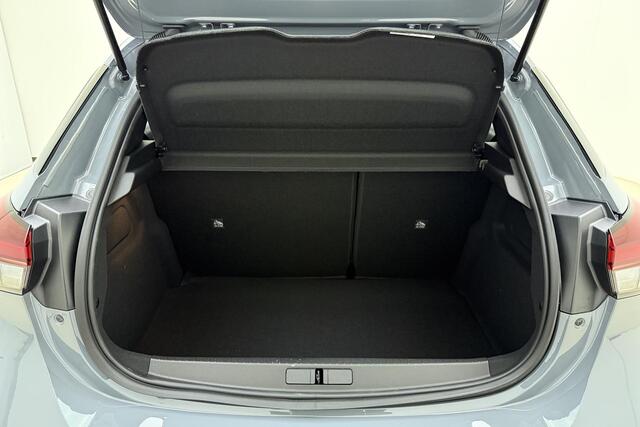 Opel CORSA 1.2 Turbo 100 PK | Navigatie via Carplay | Camera | Parkeersensoren | Cruise control | Airco | 8 Jaar garantie