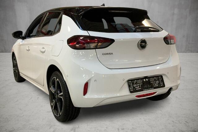 Opel CORSA 1.2 100 pk Turbo GS Line Panoramadak, Winterpakket, Cruise Control, Climate Control, CarPlay