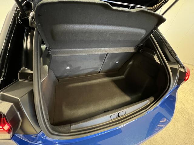 Opel CORSA 1.2 Turbo GS | Android Auto/Apple Carplay | LM Velgen 16" | Cruise Control | PDC Voor en Achter | Dodehoek Detector | Airco |