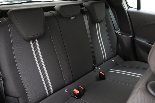 Opel CORSA 1.2 Turbo 100pk GS | Navigatie via Carplay | Camera | Parkeersensoren voor en achter | Zwart dak | Lichtmetalen velgen | Nieuw model