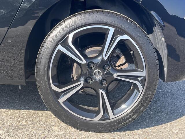 Opel CORSA GS 1.2 Turbo 100pk | PANODAK | PREMIUM PACK | CLIMA | 180° CAMERA | 17" BI-COLOR | ISOFIX | APPLE CARPLAY / ANDROID AUTO | FULL LED |