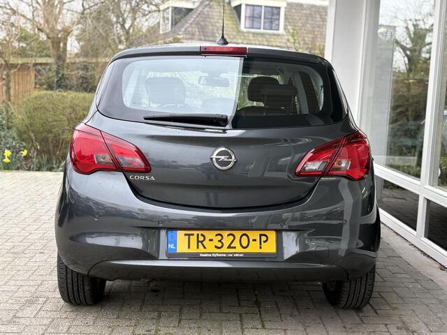 Opel CORSA 1.4 Favourite | Dealeronderhouden | Weinig kilometers | Navigatie | Parkeersensoren | Apple Carplay/Android Auto | Cruise Control