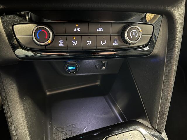 Opel CORSA 1.2 Elegance | Android Auto/Apple Carplay | LM Velgen 16" | Achteruitrijcamera + PDC Voor en Achter | Cruise Control | Airco |